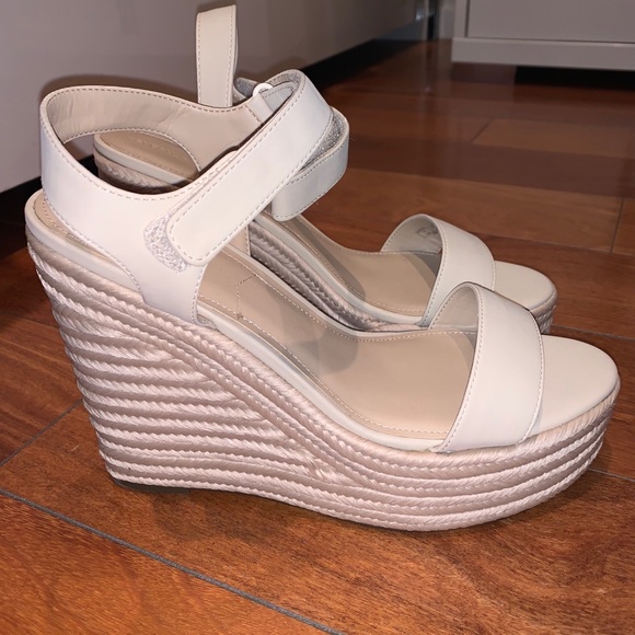 Kendall & Kylie Wedged Leather Open Toe Sandal - Picture 3 of 4